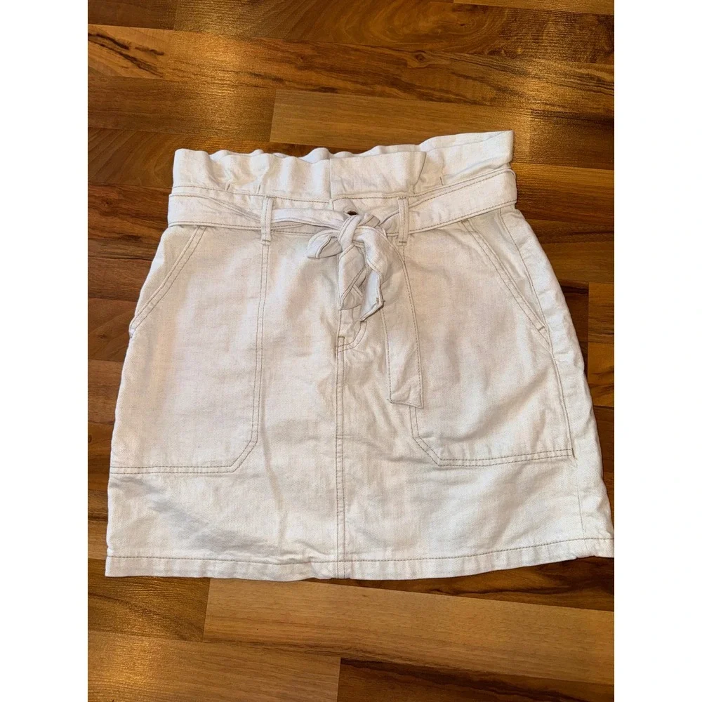 Free People‎ Paperbag Waist Tie Belt tan Mini Skirt Beige Size 8 summer vacation